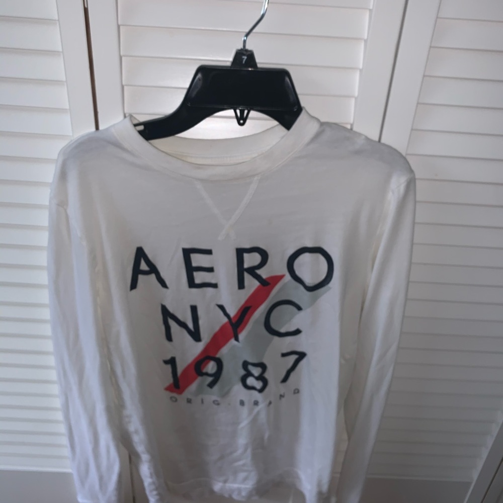 Aeropostale long sleeve t shirt